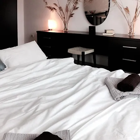 Boho 4 Pools 10min To The * Burgas