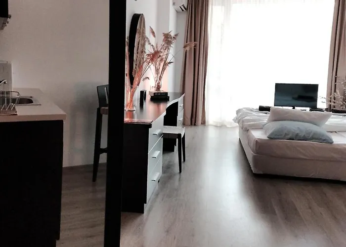 Boho 4 Pools 10min To The アパート ブルガス